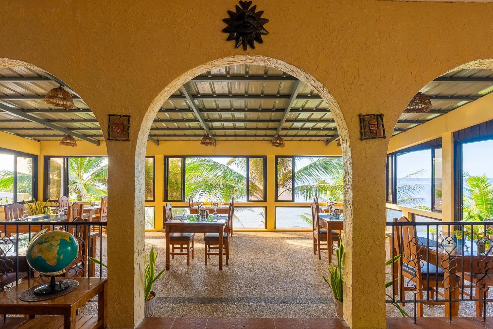 Blue Star Dive And Resort Анда Экстерьер фото