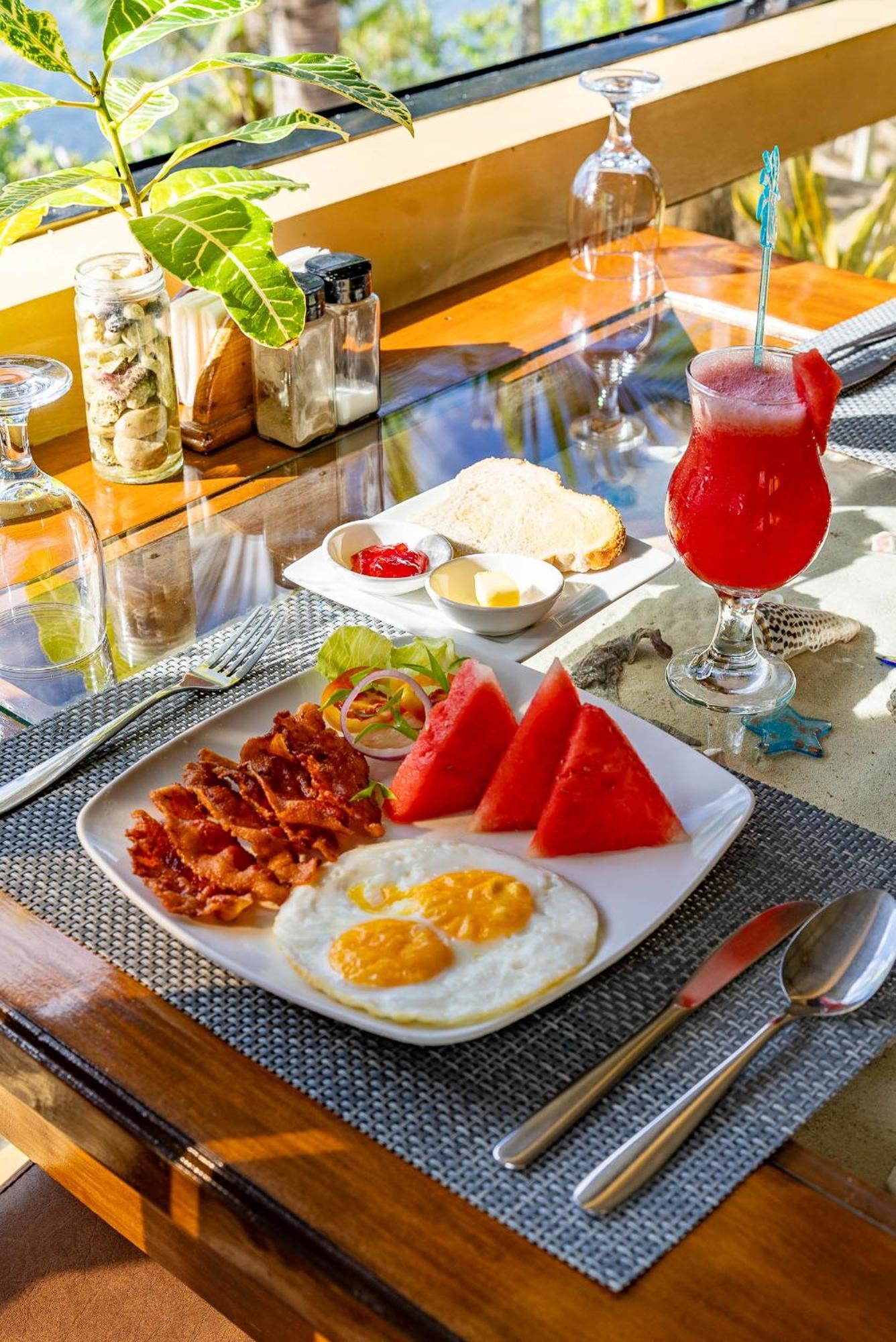 Blue Star Dive And Resort Анда Экстерьер фото